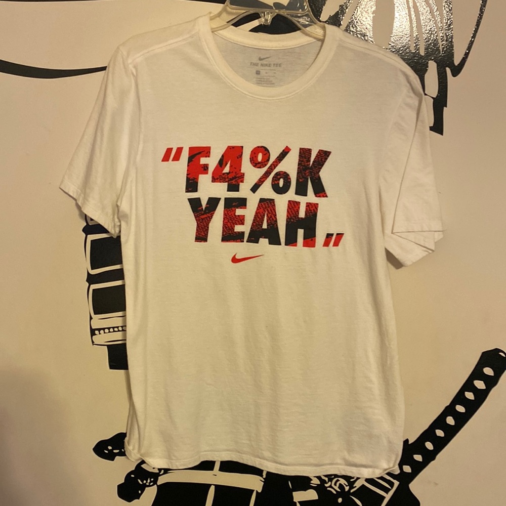 Nike White Tee. Athletic Cut